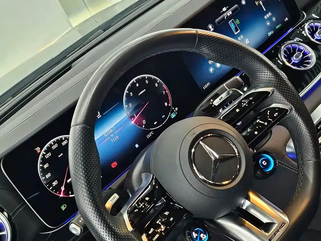 Mercedes-Benz AMG GT — фото 9