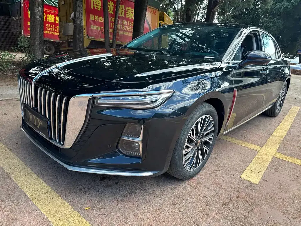 Hongqi H5 — фото 1