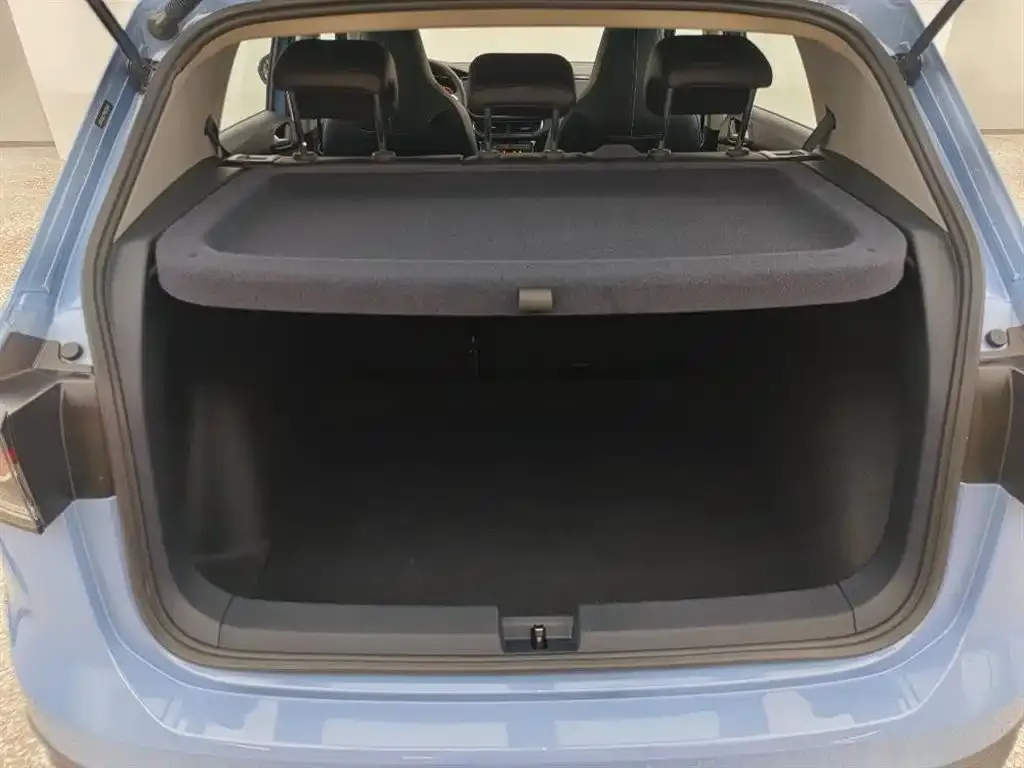 Volkswagen Tharu — фото 2