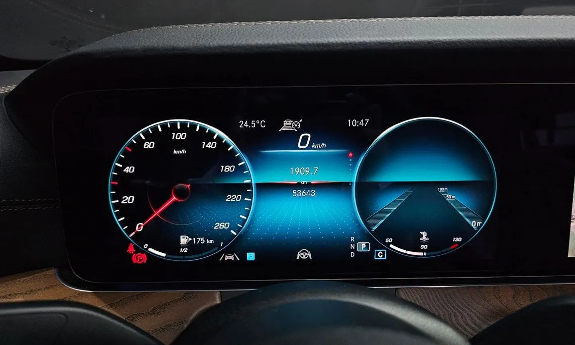 Mercedes-Benz E-Class 2021 из KR, фото 8