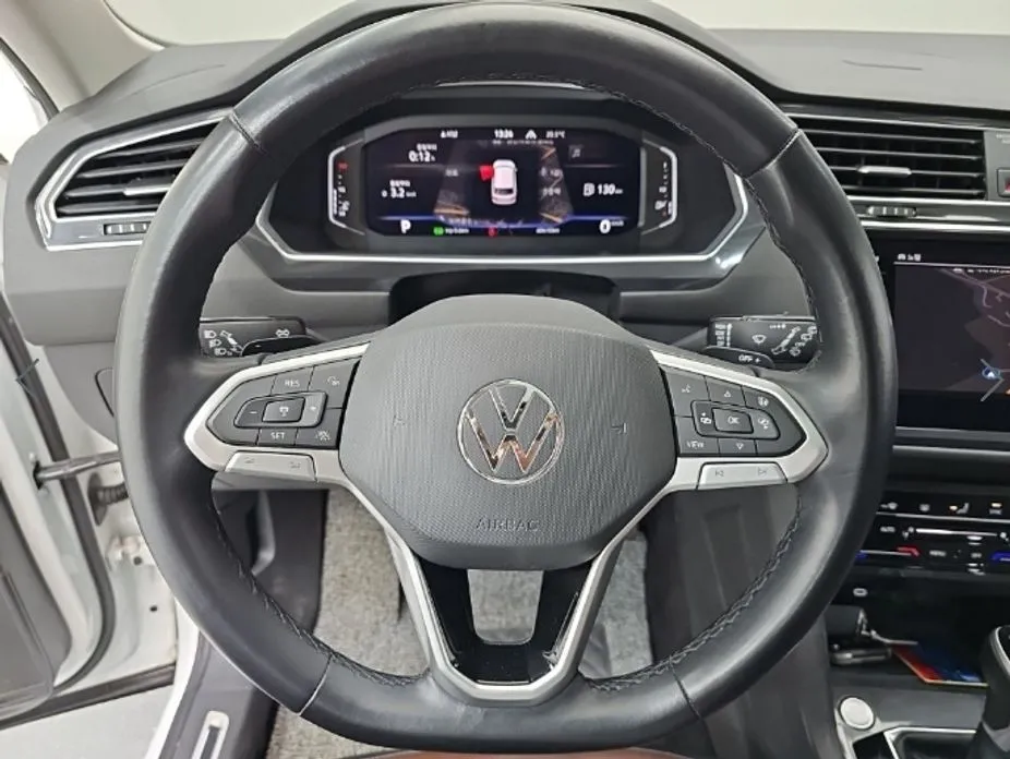 Volkswagen Tiguan — фото 5