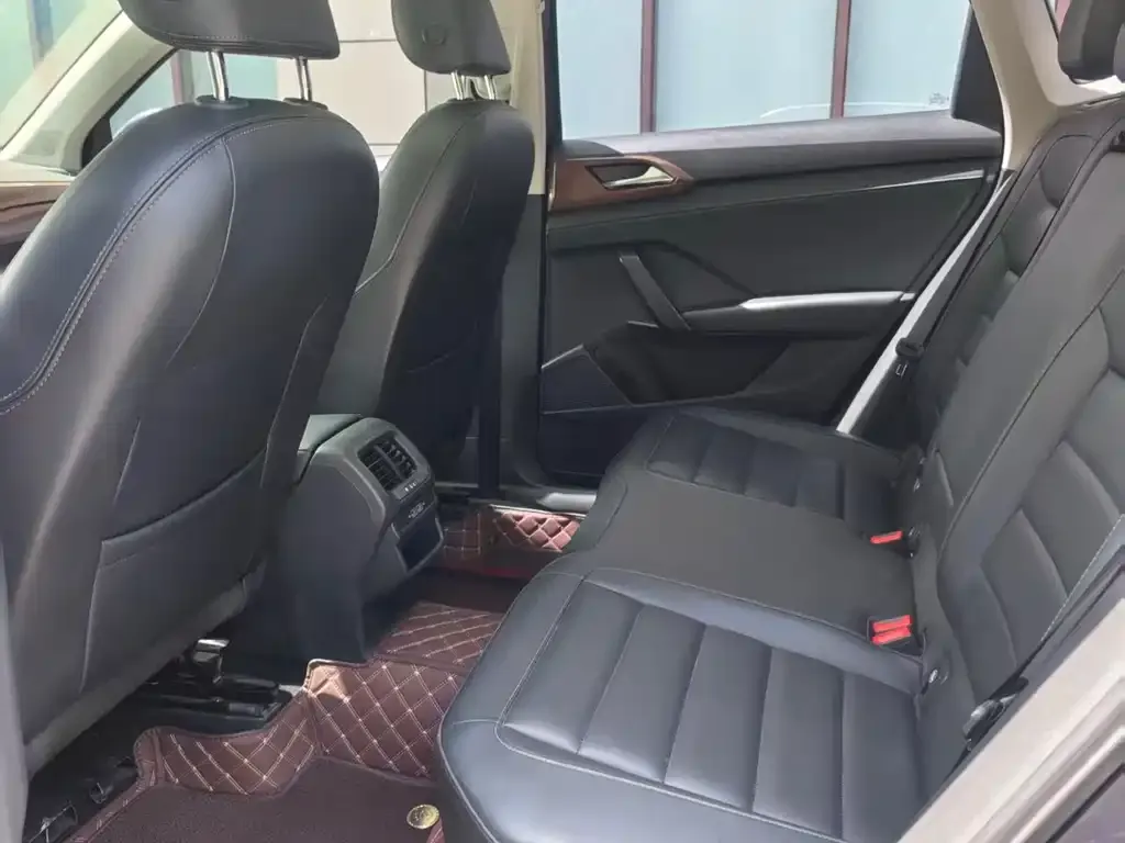 Volkswagen Tharu 2021 из CN, фото 2