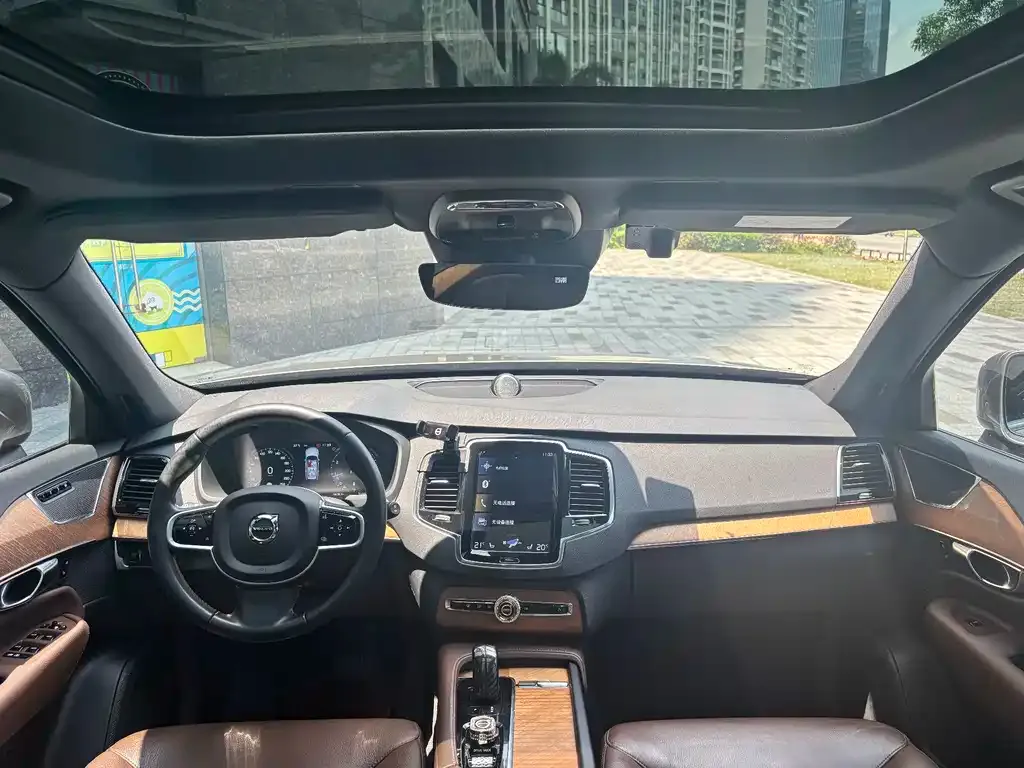 Volvo XC90 2021 из CN, фото 8