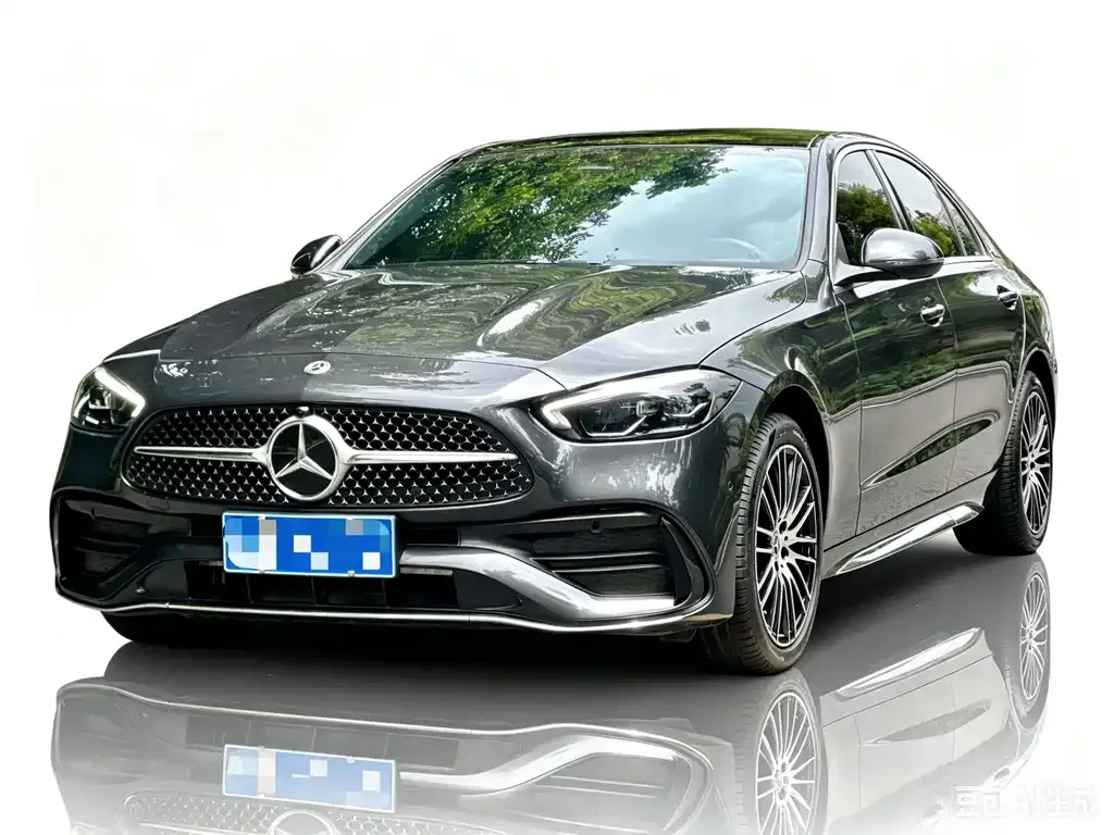 Mercedes-Benz C-Class — фото 1