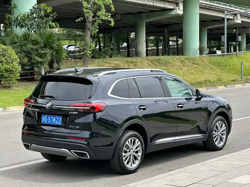 Buick Envision Plus — фото 4
