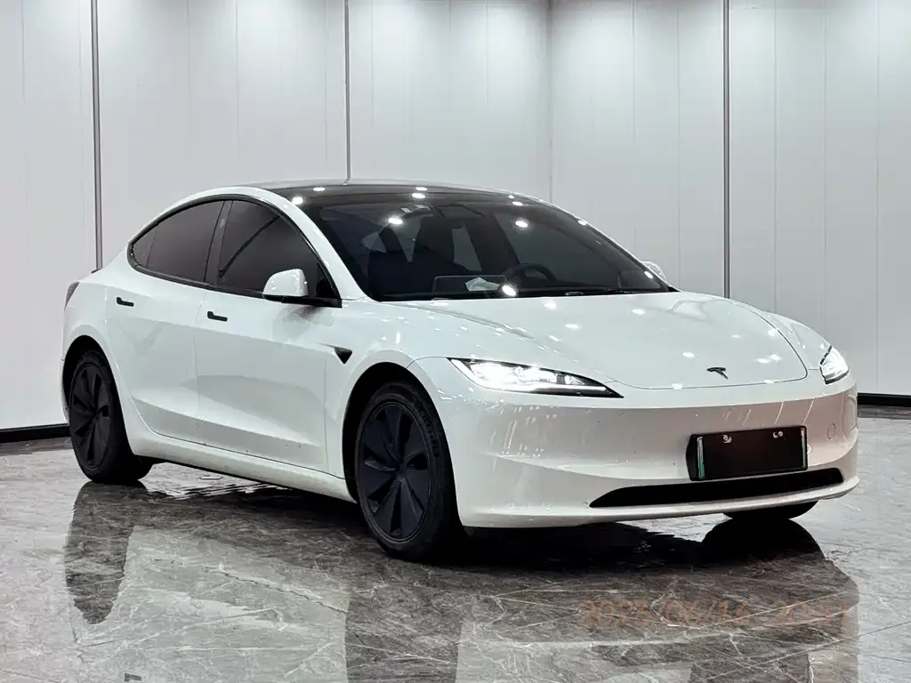 Tesla Model 3 — фото 5