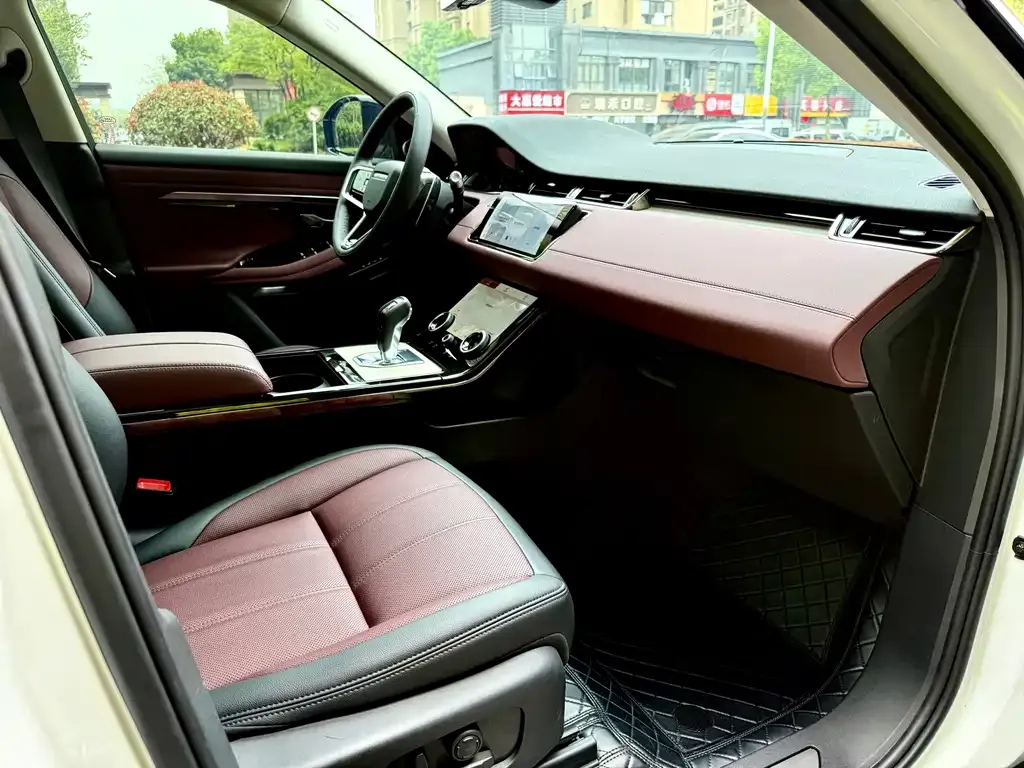 Land Rover Evoque — фото 4
