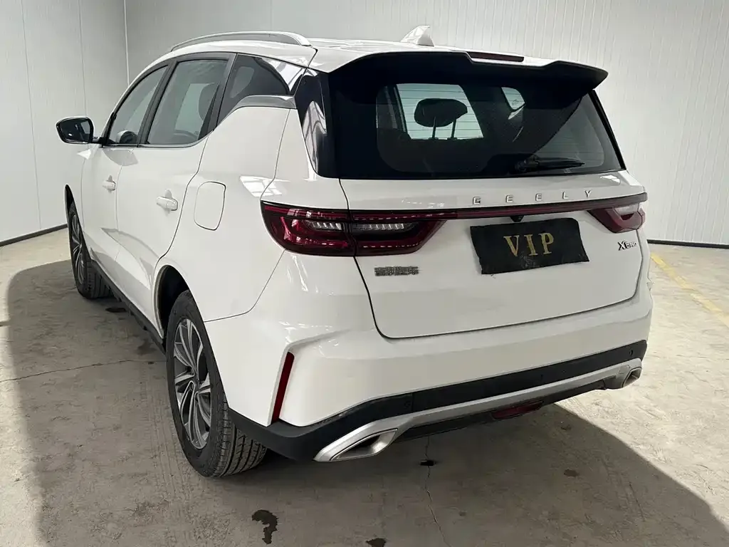 Geely Vision X6 — фото 3