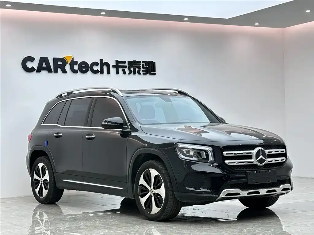 Mercedes-Benz GLB — фото 2