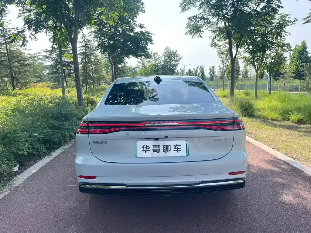 Geely 银河A7 EM 2025 из CN, фото 4