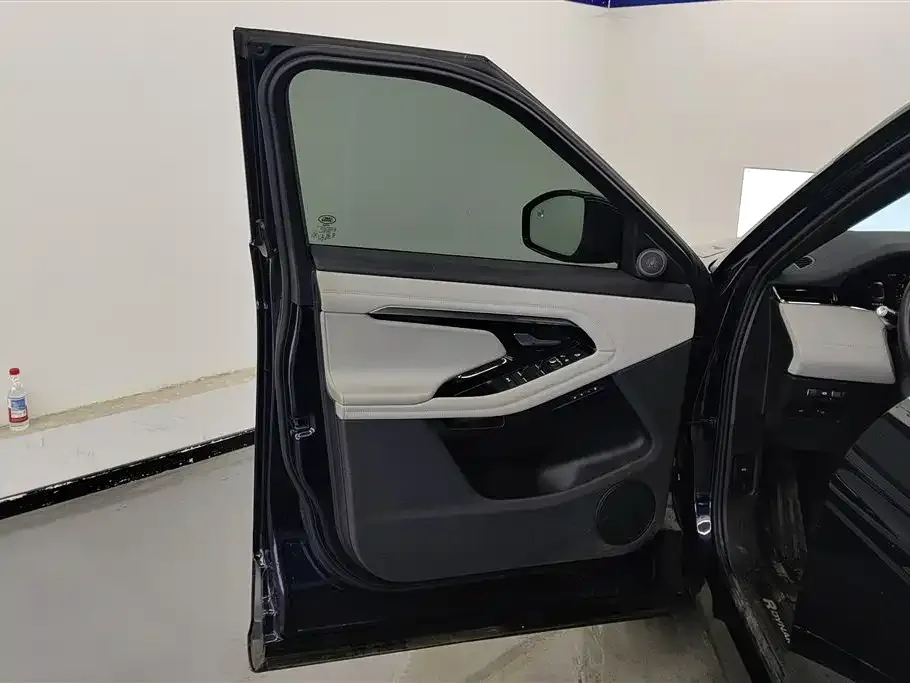 Land Rover Evoque 2021 из CN, фото 2