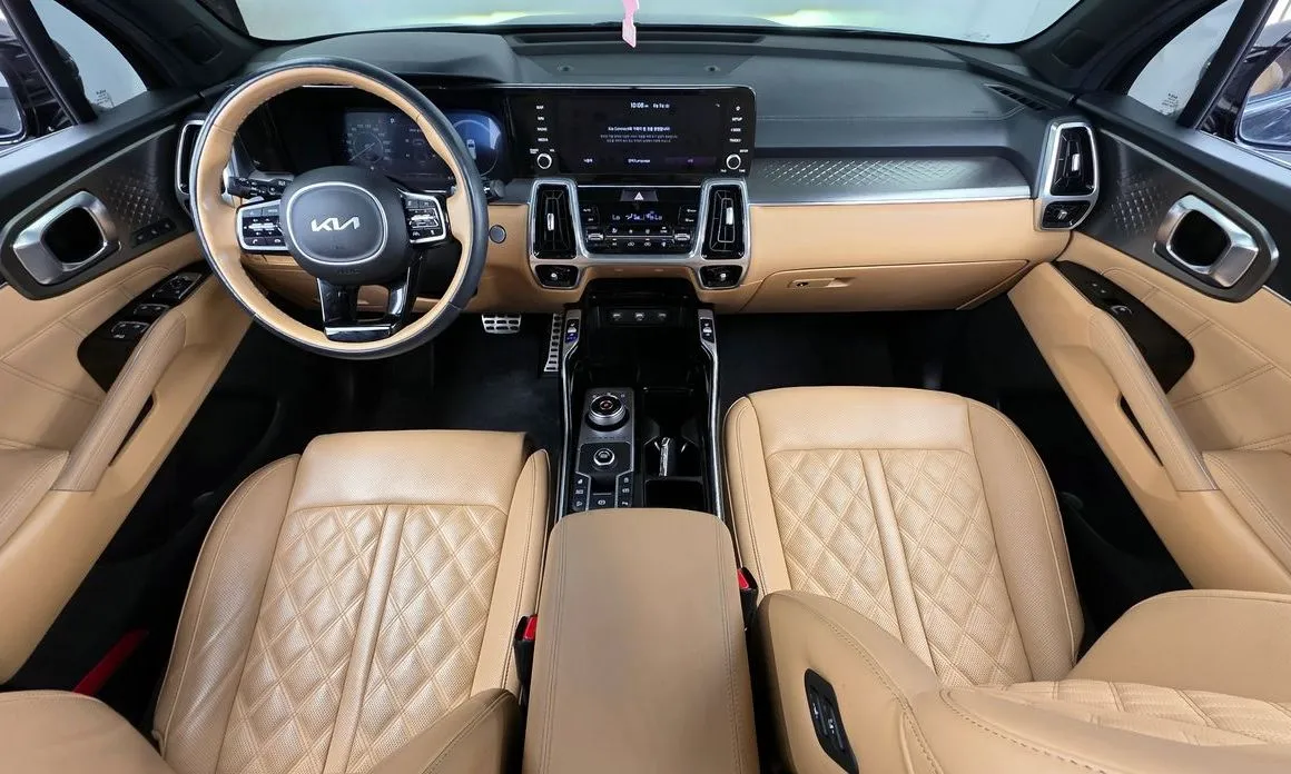 Kia Sorento — фото 9