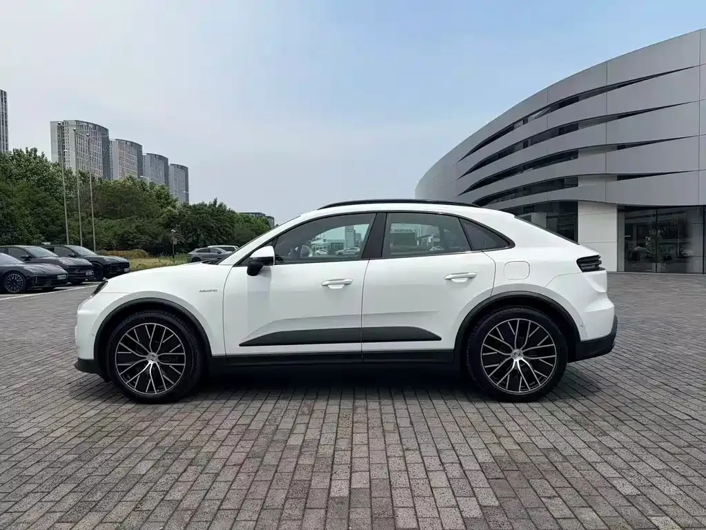 Porsche Macan EV 2025 из CN, фото 4