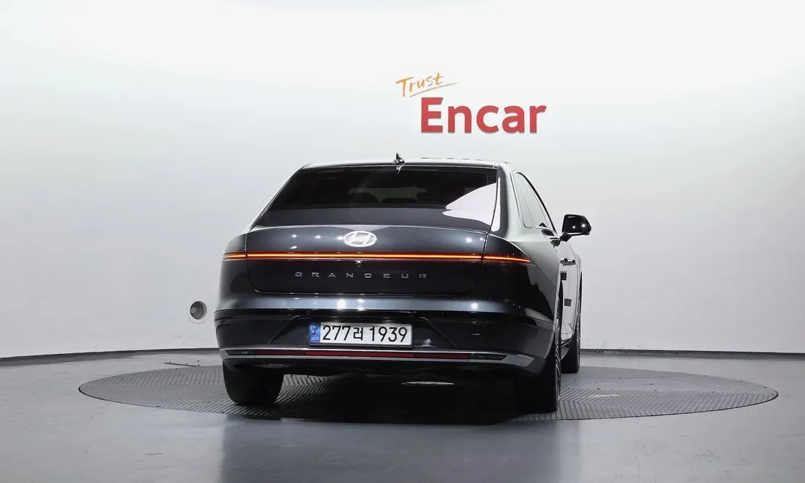 Hyundai Grandeur 2023 из KR, фото 4