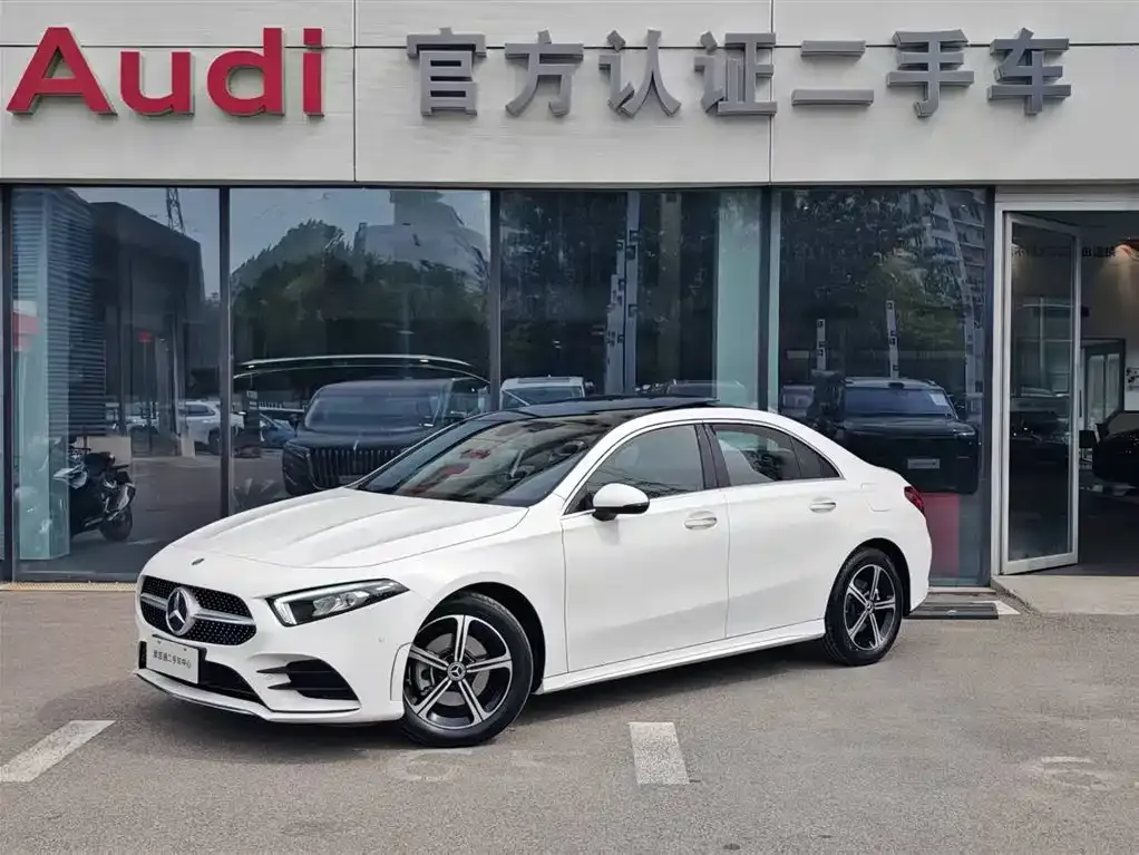 Mercedes-Benz A-Class — фото 1