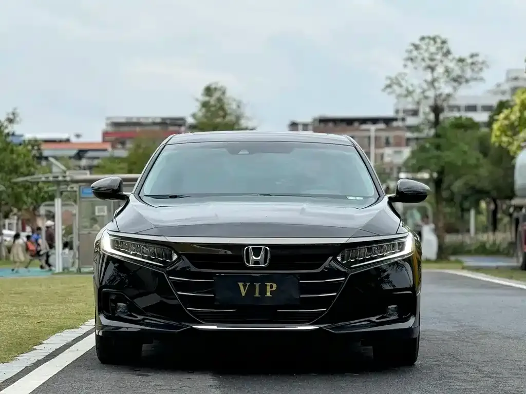 Honda Accord — фото 2