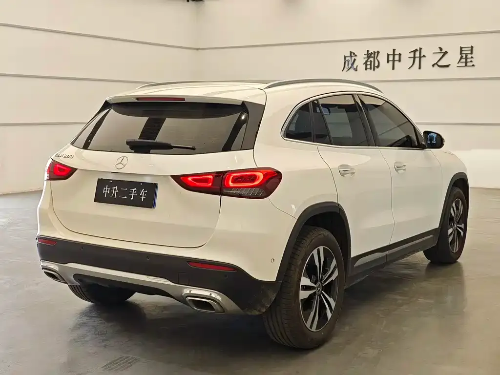 Mercedes-Benz GLA — фото 3