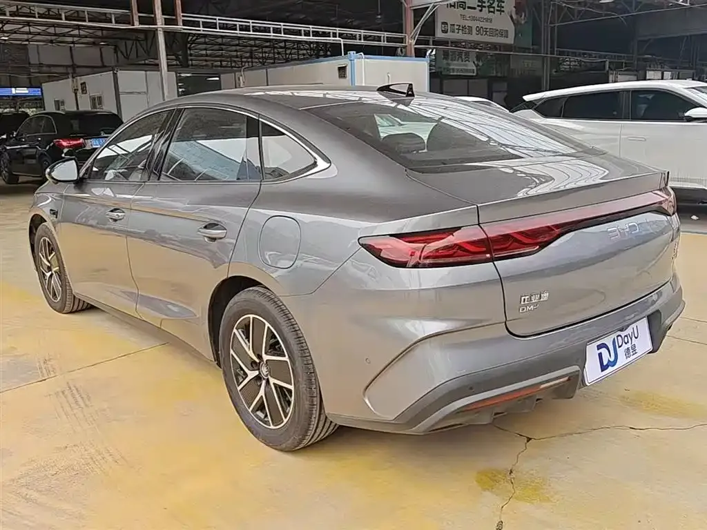 BYD Qin L — фото 9