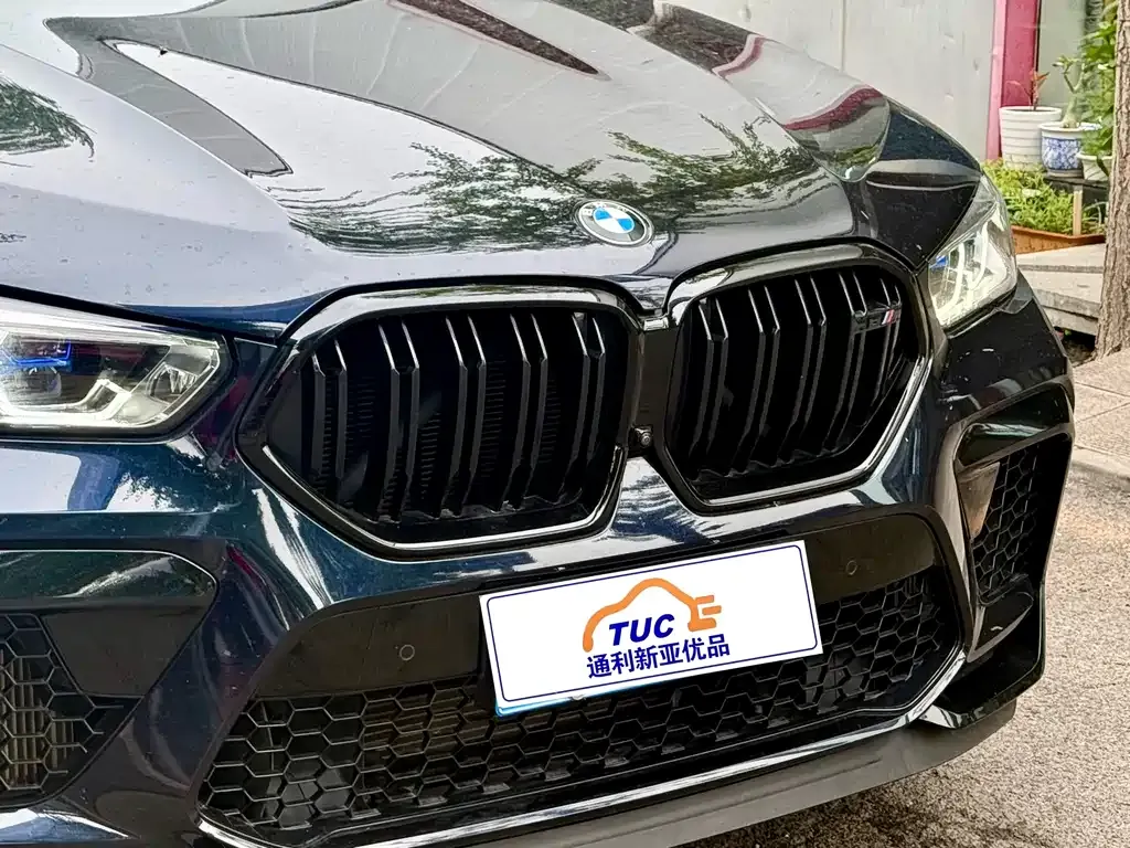 BMW X6 M 2023 из CN, фото 7