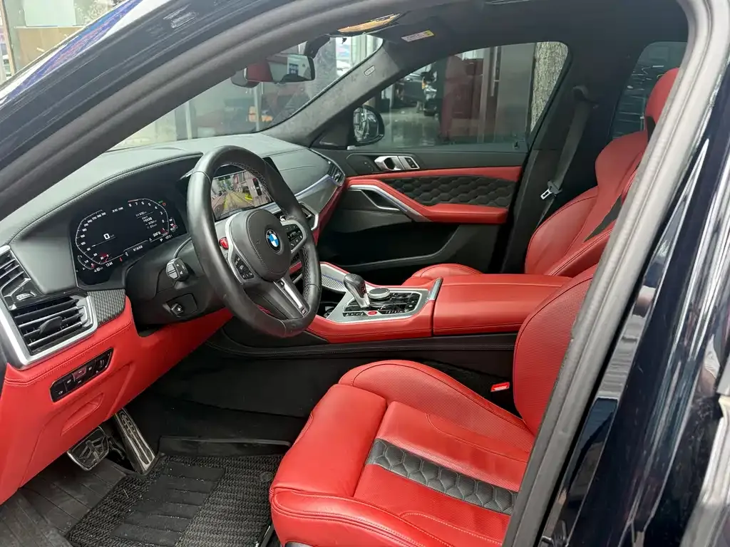 BMW X6 M 2023 из CN, фото 5
