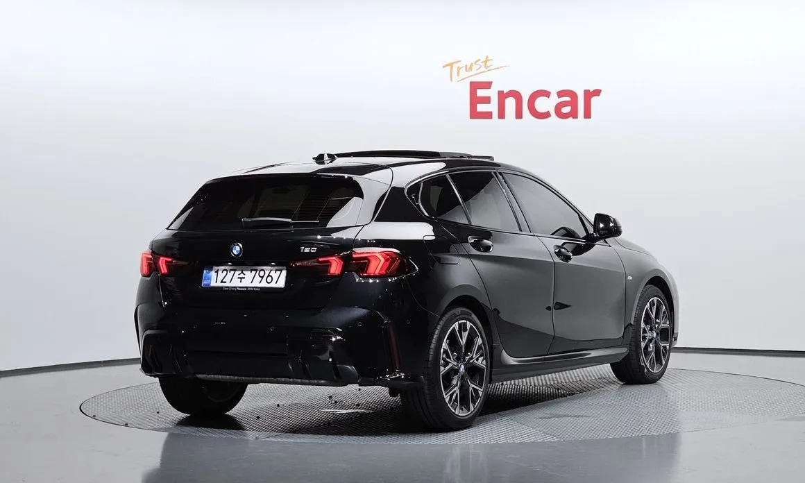 BMW 1-Series 2025 из KR, фото 4