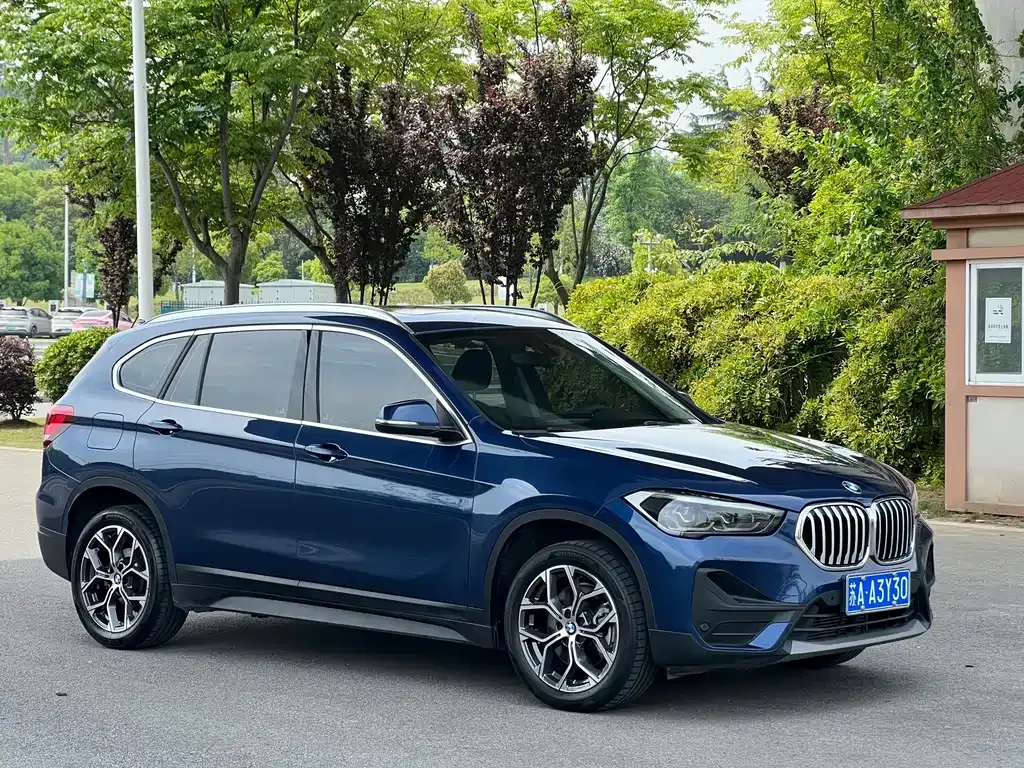 BMW X1 — фото 3