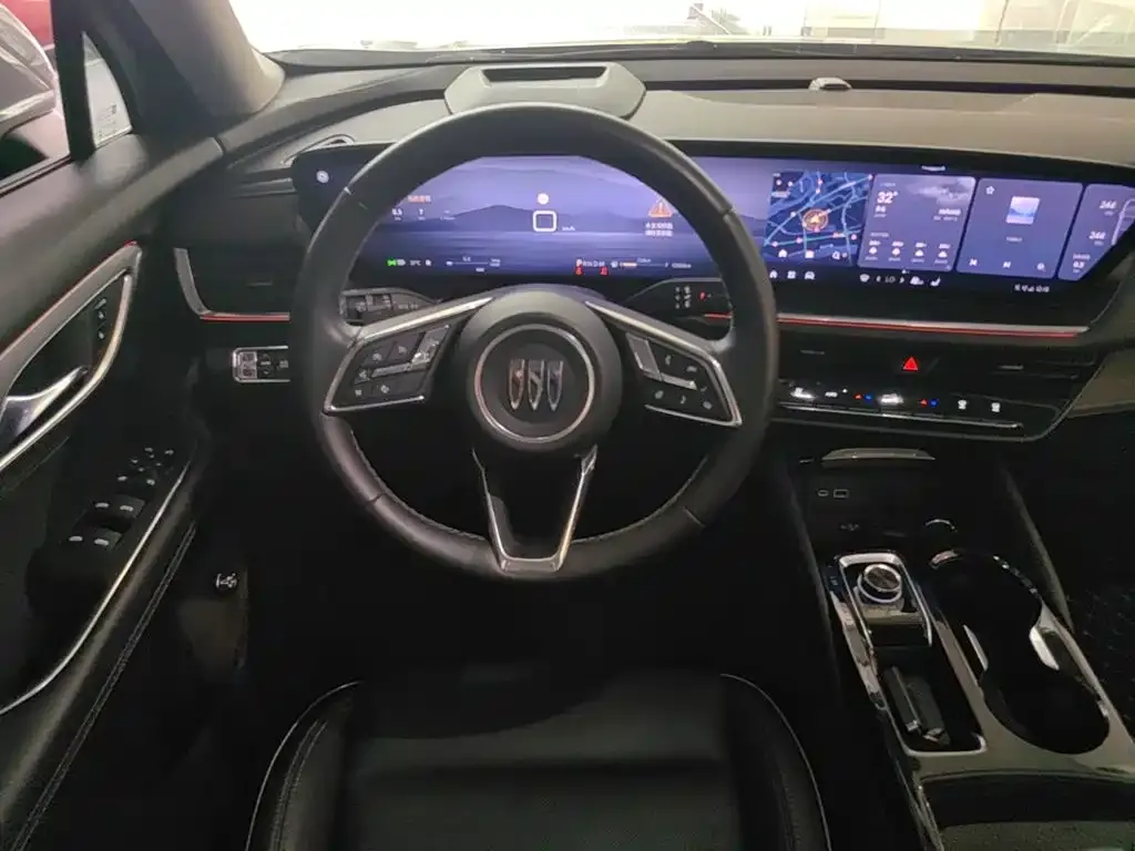 Buick Envision Plus — фото 4
