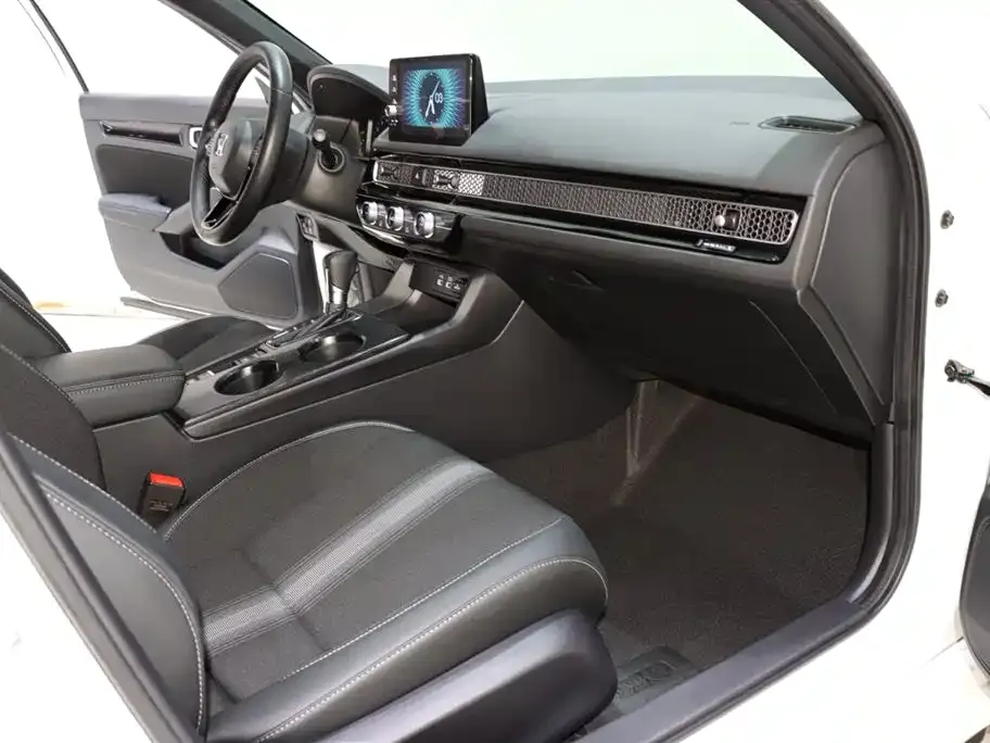 Honda Civic — фото 7