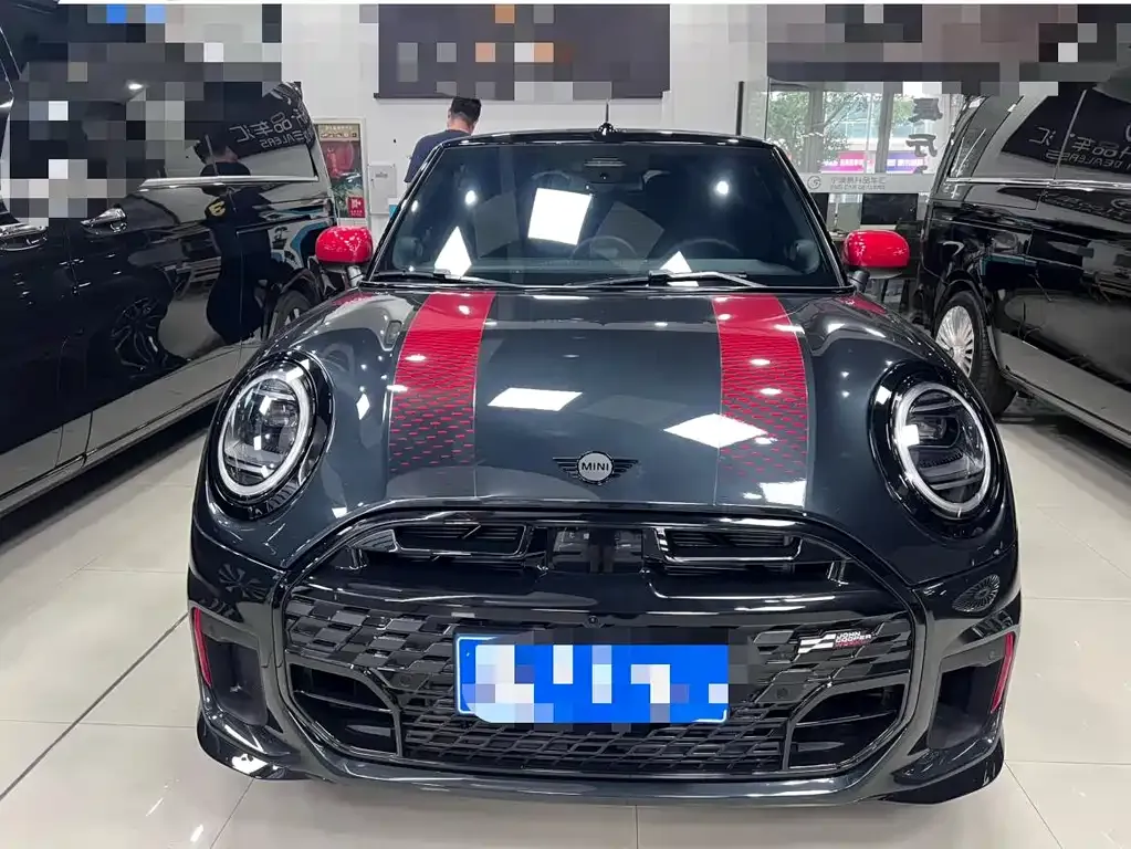 MINI JCW (John Cooper Works) — фото 10
