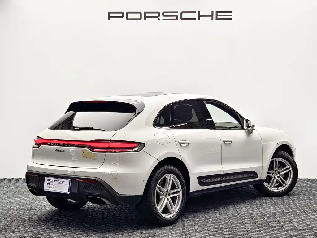 Porsche Macan — фото 10