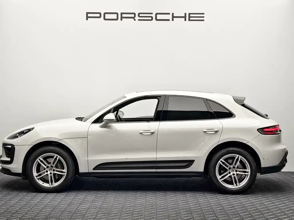 Porsche Macan — фото 9