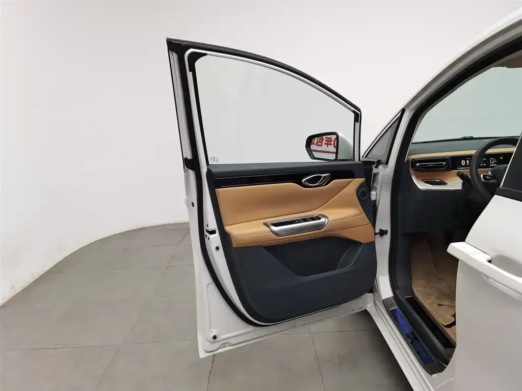 GAC Motor 传祺E8 PHEV 2024 из CN, фото 5