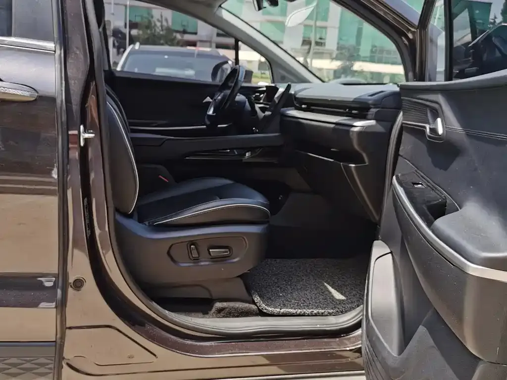 Hyundai Custo 2024 из CN, фото 6
