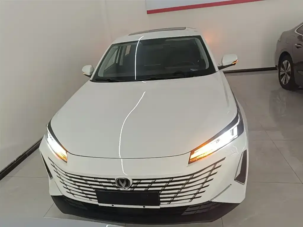 Changan Eado PHEV 2026 из CN, фото 5