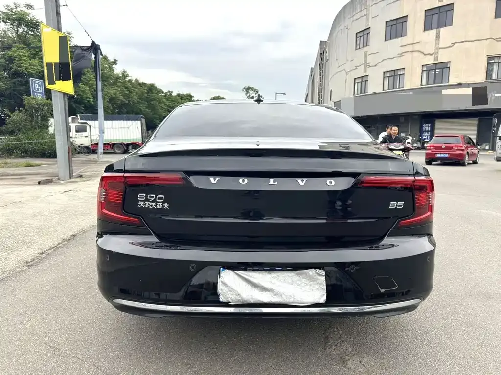 Volvo S90 2023 из CN, фото 7