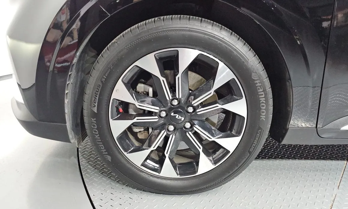 Kia Carnival — фото 10
