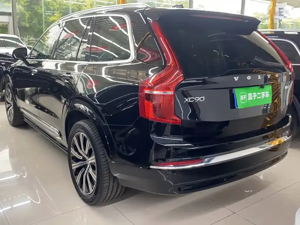 Volvo XC90 — фото 4