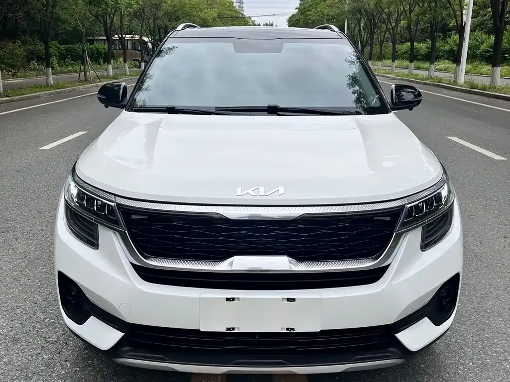 Kia KX3 2022 из CN, фото 3