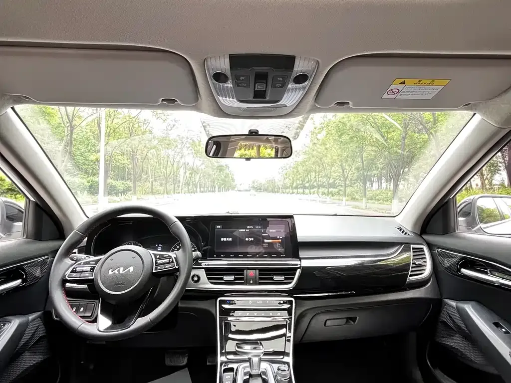 Kia KX3 2022 из CN, фото 6