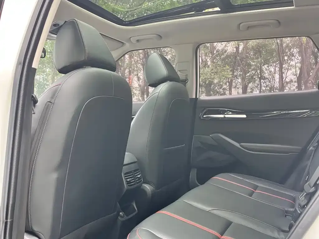 Kia KX3 2022 из CN, фото 9