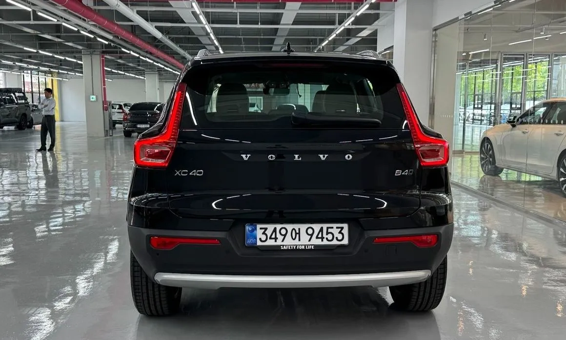 Volvo XC40 2025 из KR, фото 5