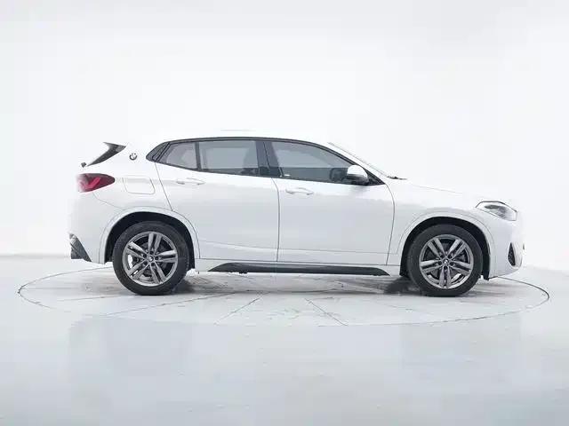 BMW X2 2021 из CN, фото 2