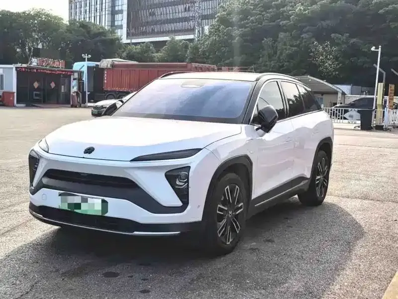 NIO ES6
