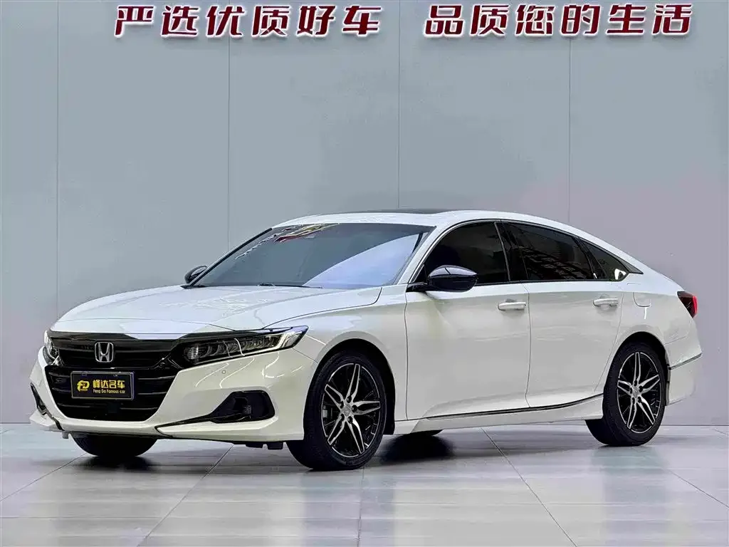Honda Accord — фото 1