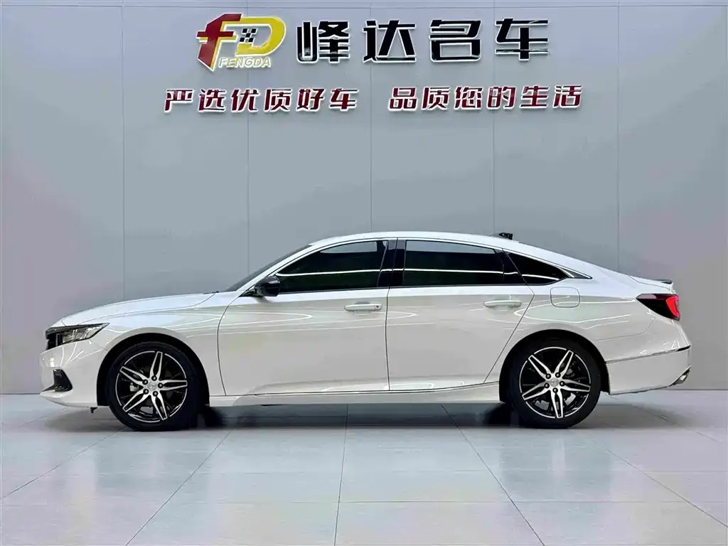 Honda Accord — фото 4