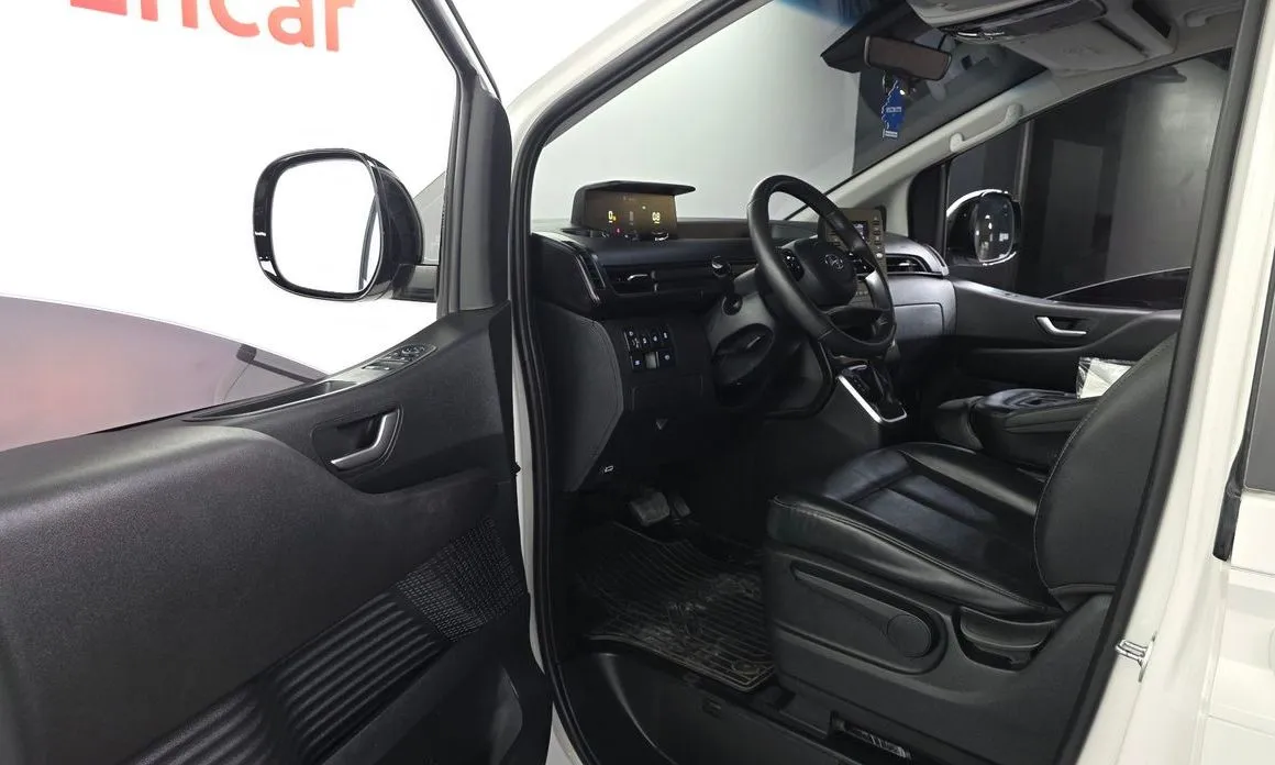 Hyundai Staria 2022 из KR, фото 2