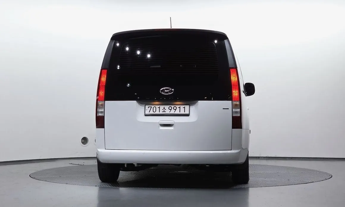 Hyundai Staria 2022 из KR, фото 3