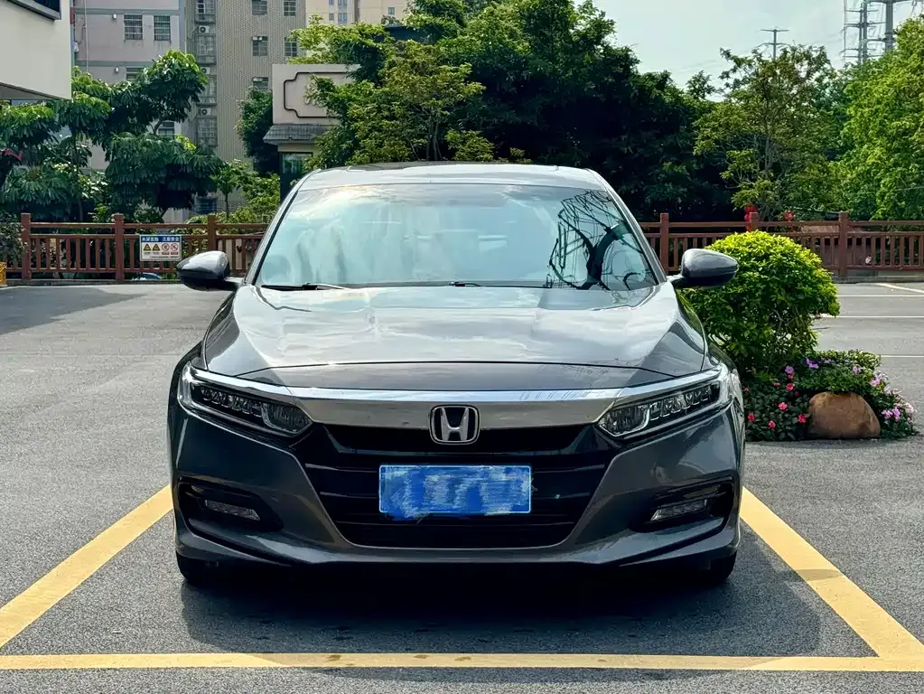Honda Accord — фото 3
