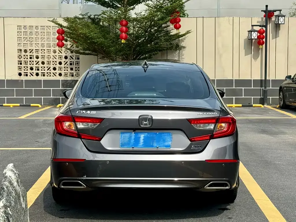 Honda Accord — фото 2