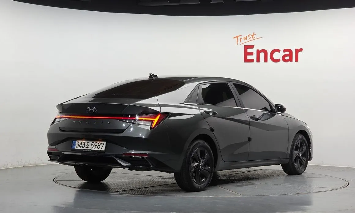 Hyundai AVANTE — фото 2